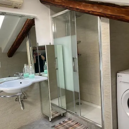 Casa A * קאטוליקה