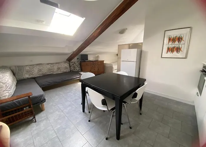 Casa A Каттолика