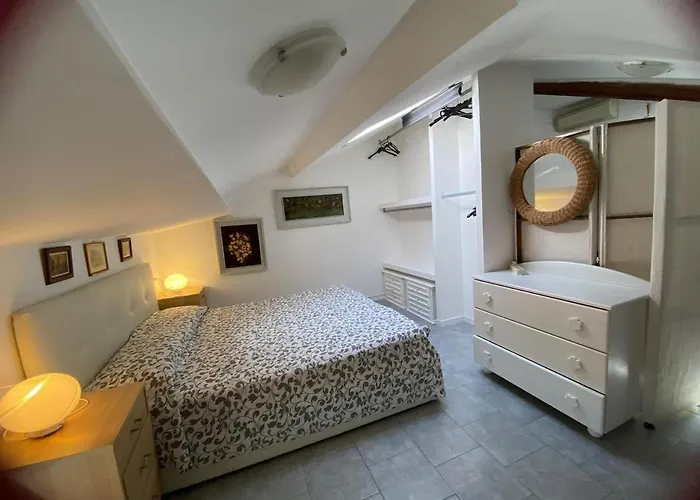 Casa A Апартаменты Каттолика